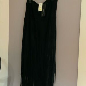 Elegant fringe  boho, rodeo western, maxi skirt. Length 37 on fringe, size L,